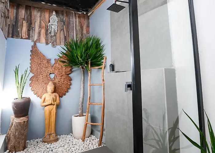 アパート Tropical Stylish Alma 1 Bedroom With Pool And Kitchen