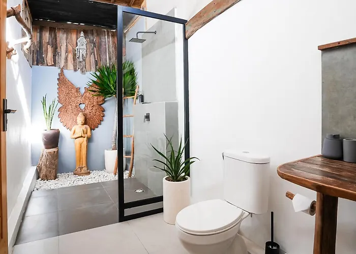 Tropical Stylish Alma 1 Bedroom With Pool And Kitchen アパート
