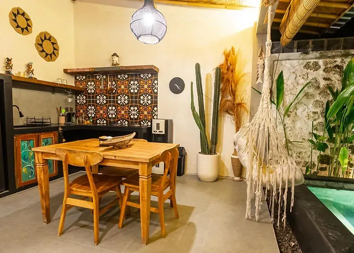 アパート Tropical Stylish Alma 1 Bedroom With Pool And Kitchen ウルワツ
